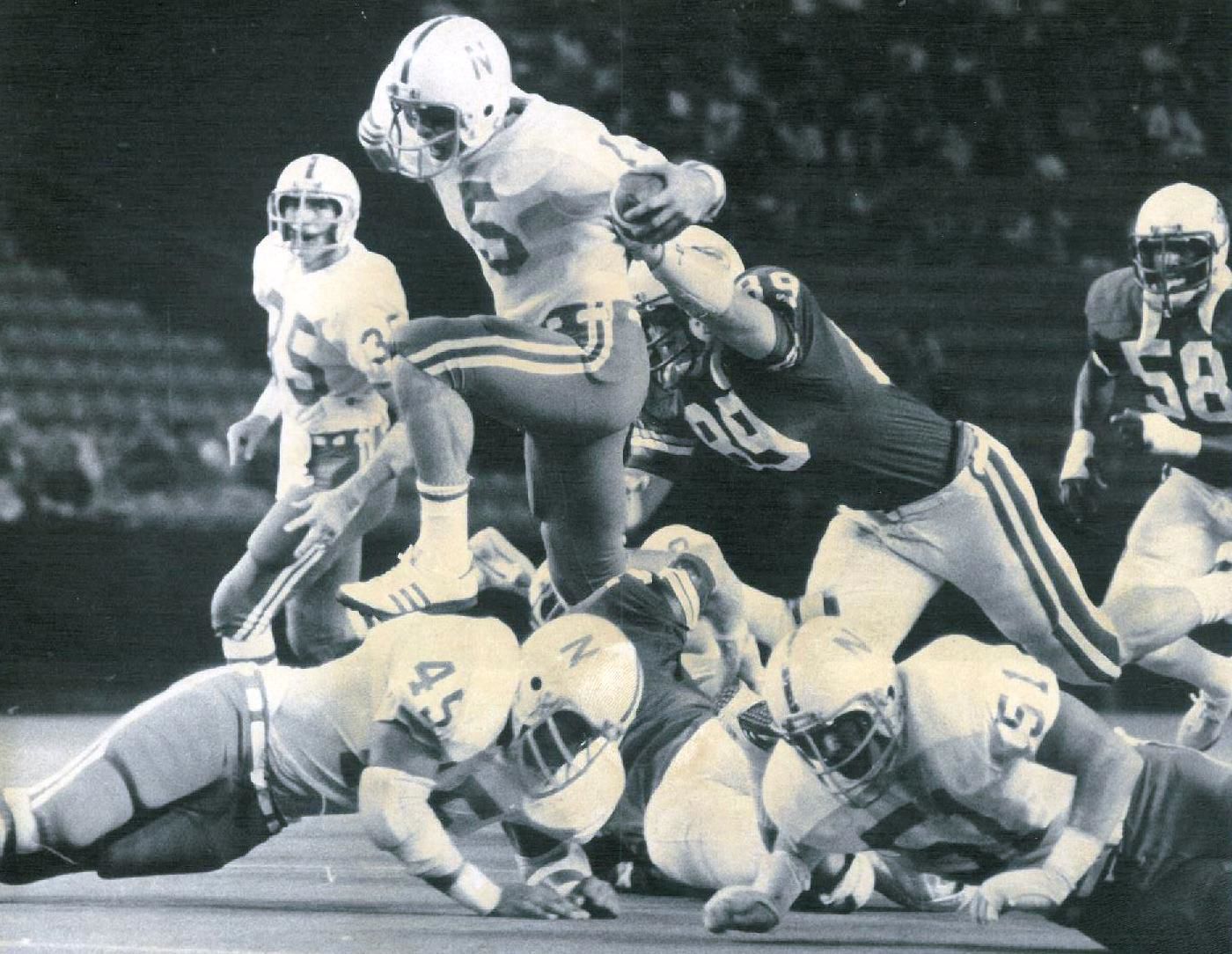 Nebraska vs. Hawaii, 1976
